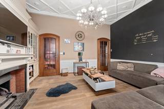 Deze woning/handelshuis ligt op een uitstekende locatie in het centrum van Izegem. Deze woning heeft maar liefst een bewoonbare oppervlakte van...