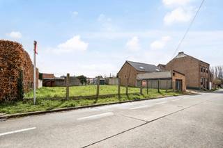 Op zoek naar een goede bouwgrond om je nieuwe (t)huis op te zetten?In Goetsenhoven (deelgemeente van Tienen) vinden we tussen nr1 op de Dreefstraat...