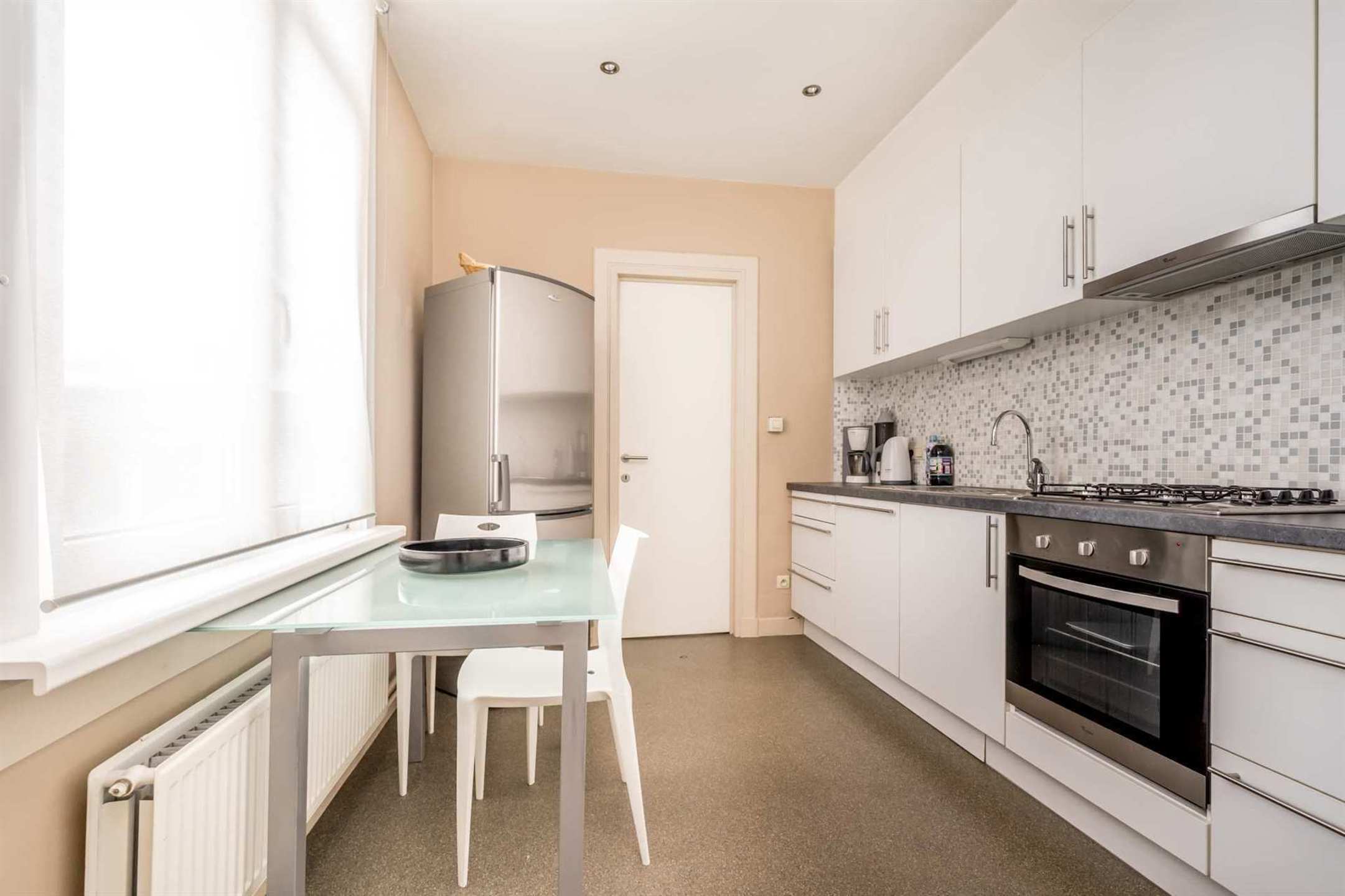 Gemeubeld appartement met 2 slaapkamers op een TOPlocatie! - foto 4