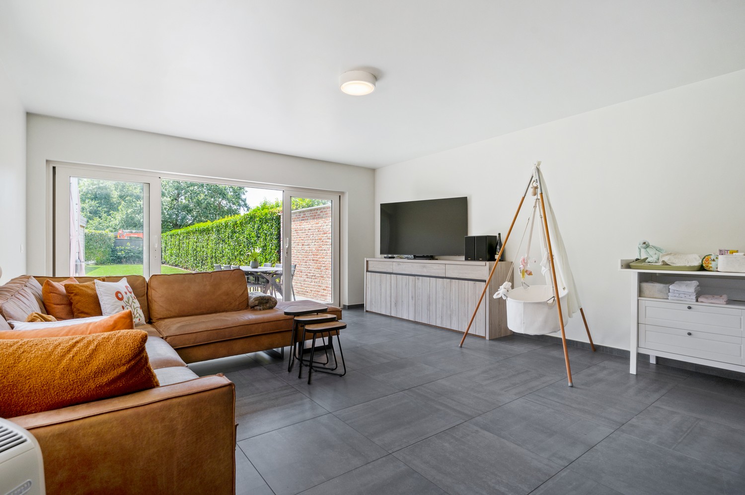 Energiezuinige woning op perceel van 527 m² met 4 slpks en bureau - foto 3