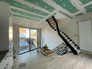 NIELSESTRAAT 168 2850 BOOMNieuwbouwwoning met staanplaats en tuinDeze moderne nieuwbouwwoning is gelegen in de Nielsestraat in Boom, een straat die...