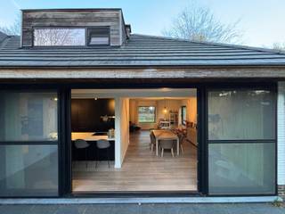 Prachtige vrijstaande woning, gelegen in een kindervriendelijke woonomgeving, opwandelafstand van scholen en natuurdomein De Mik.In 2019-2020 van...