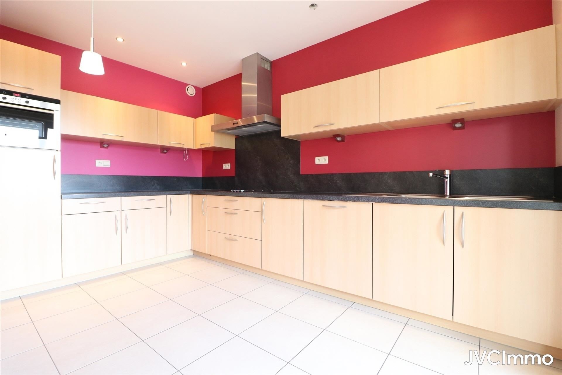 Appartement te huur in Waremme met 2 slaapkamers - foto 4