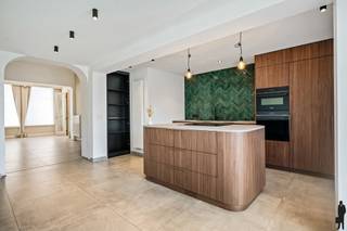 Af te werken burgerwoning met mogelijks 3 tot 4 slaapkamers nabij het centrum van DuffelDeze woning biedt tal van mogelijkheden voor wie op zoek is...