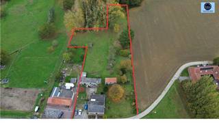 RUIME WONING MET TUIN EN WEILANDRichtprijs : 349.000 euro Ruime woning met tuin, weiland en binnenstal op +- 70 are grond.Ontdek deze ruime woning...