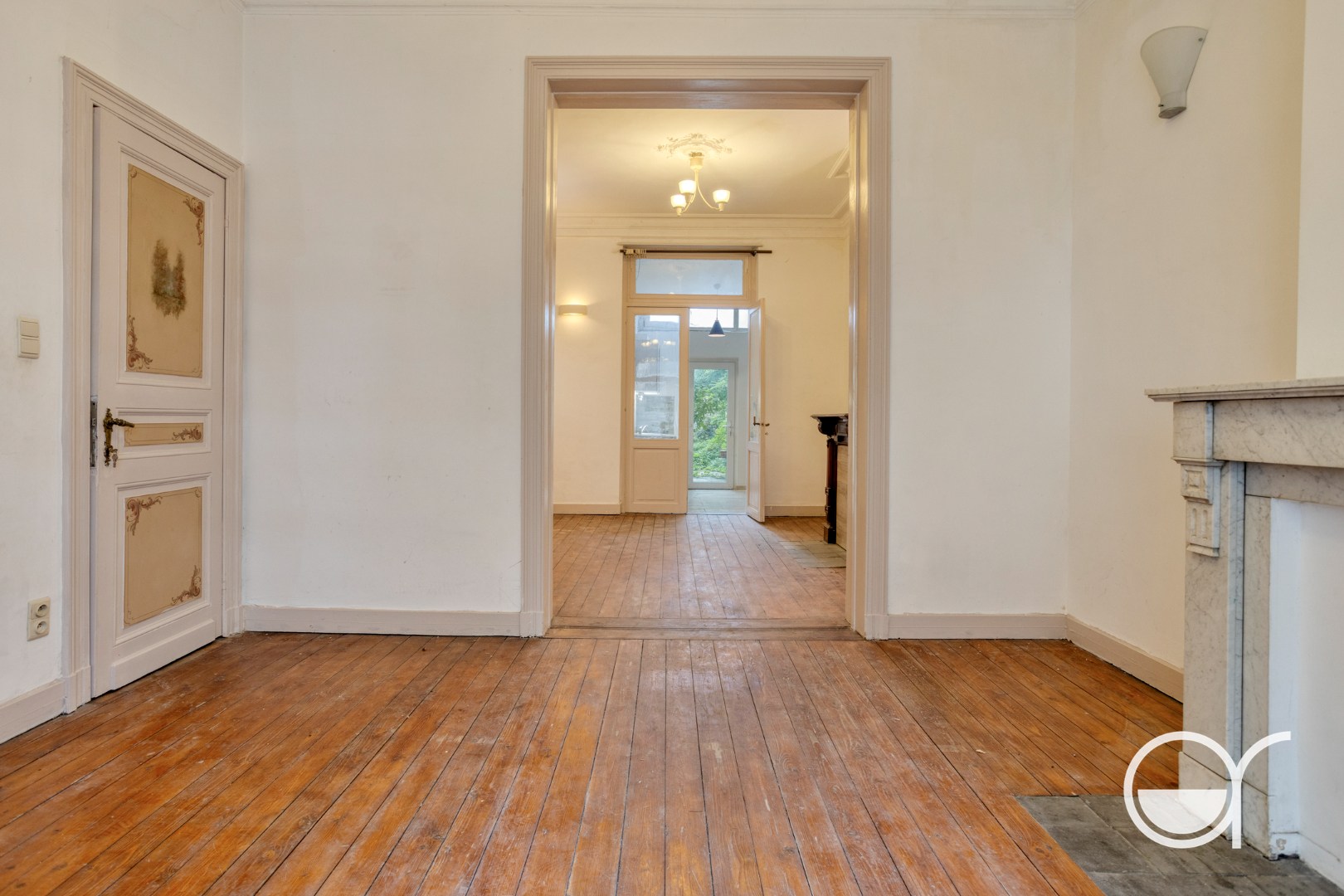 Herenwoning aan Sint-Pietersstation met tuintje en garage - foto 4