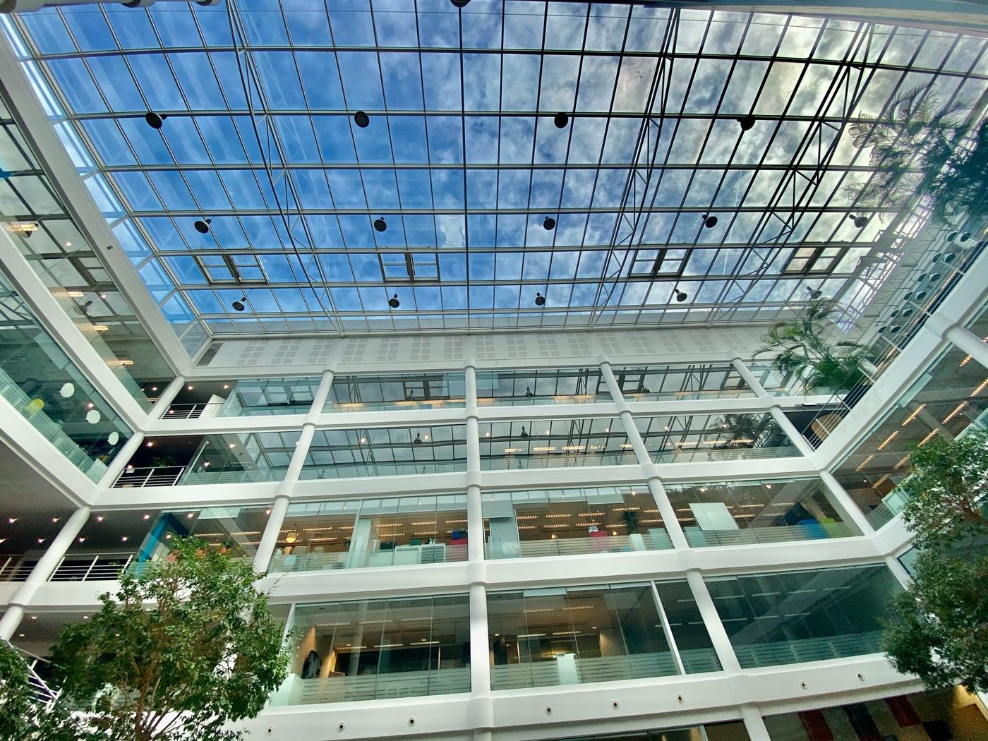 2.047 m² high-tech kantoor met unieke visibiliteit langs A201 - foto 3