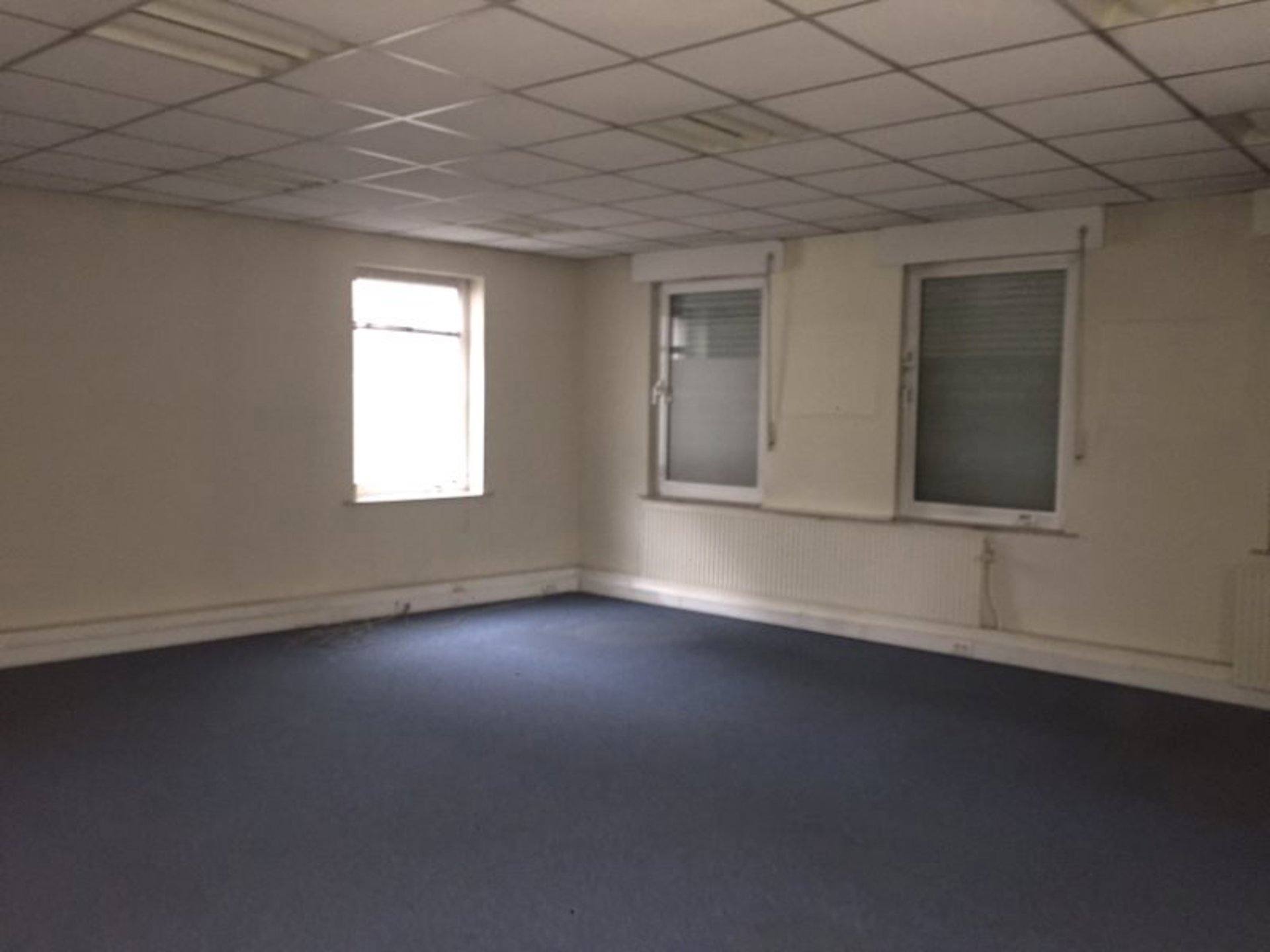 Commercial à louer à Bruxelles - photo 4