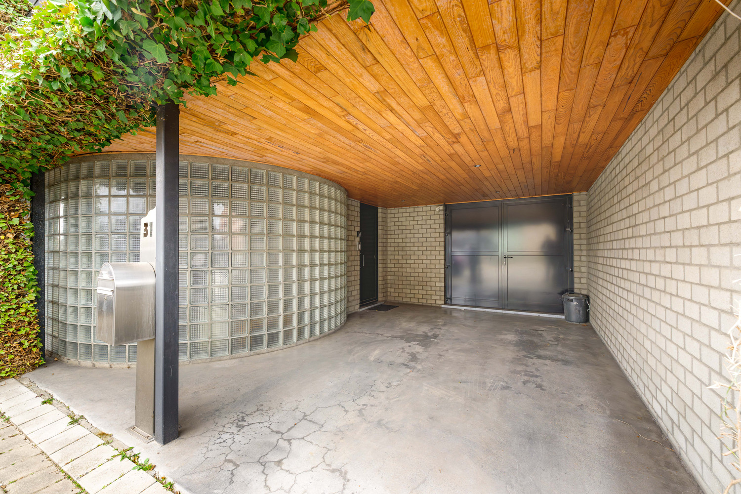 Woning dichtbij het centrum van Meulebeke. - foto 3