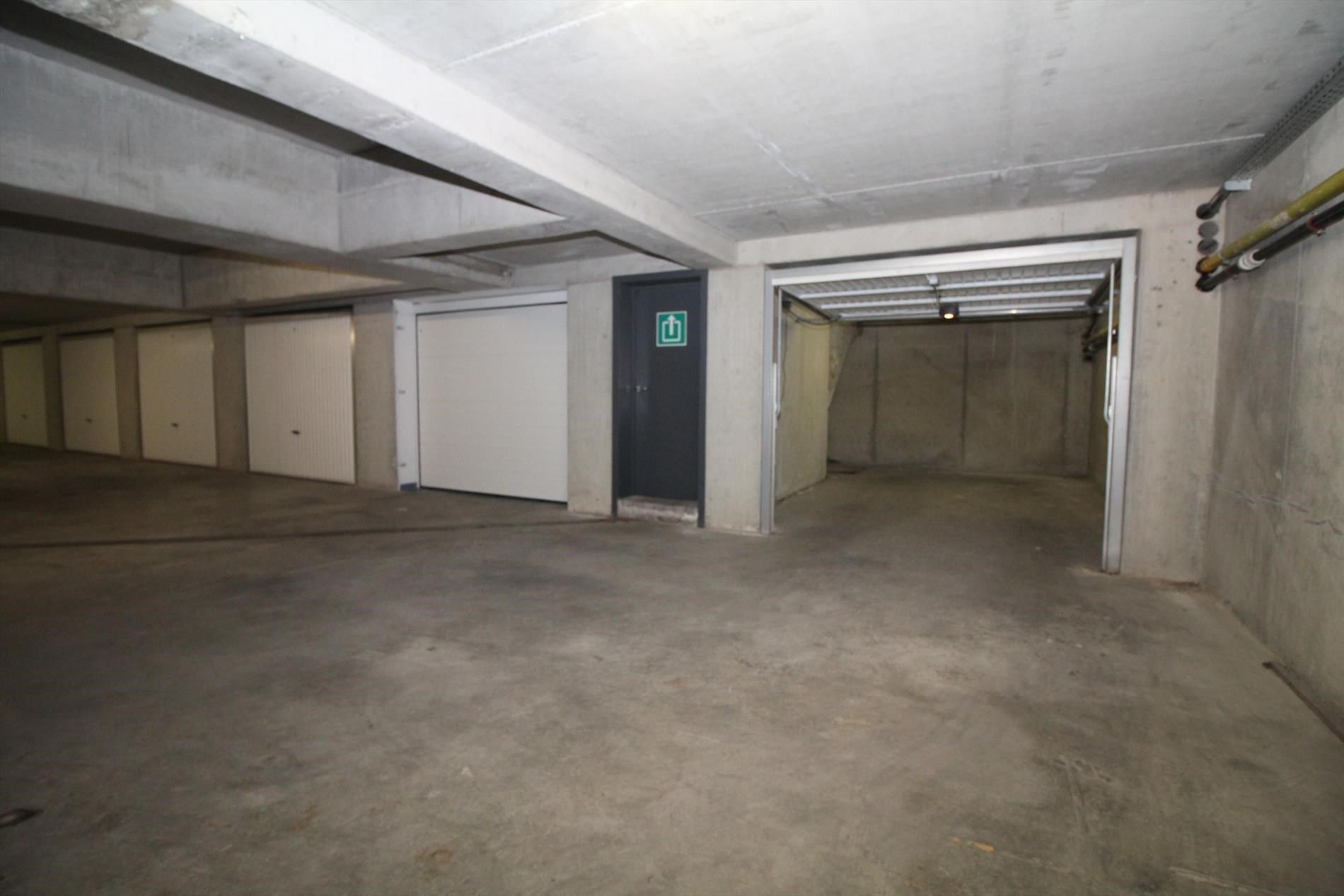RES. SAPHIR - GARAGEBOX - ELIZABETLAAN - ZOUTE - foto 2