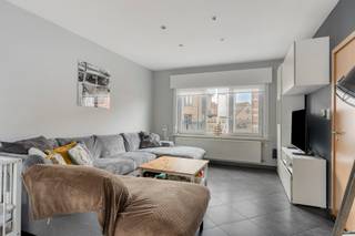 Te koop: gezellige halfopen bebouwing in Duffel met vlotte verbinding naar invalswegenDeze charmante woning uit 1952 combineert karakter met...