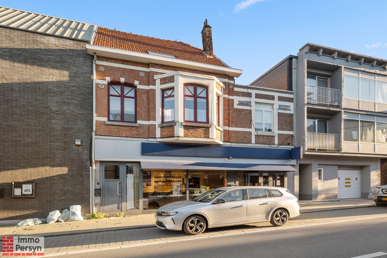 Zorgeloze investering op toplocatie: Gerenoveerd handelspand (Leonidas) in hartje Scherpenheuvel - foto 3