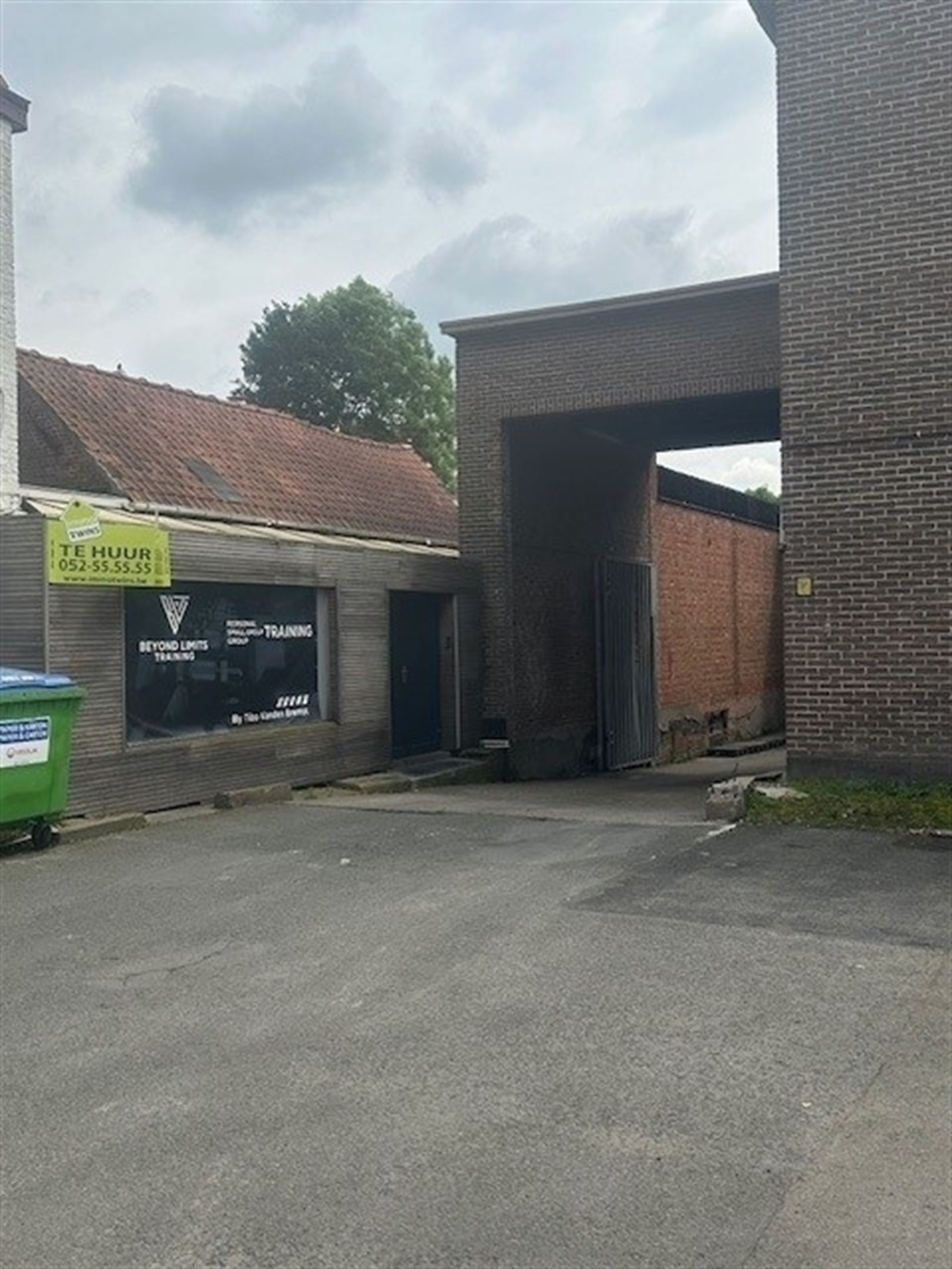 Goedgelegen handelspand op top ligging te Dendermonde - foto 5