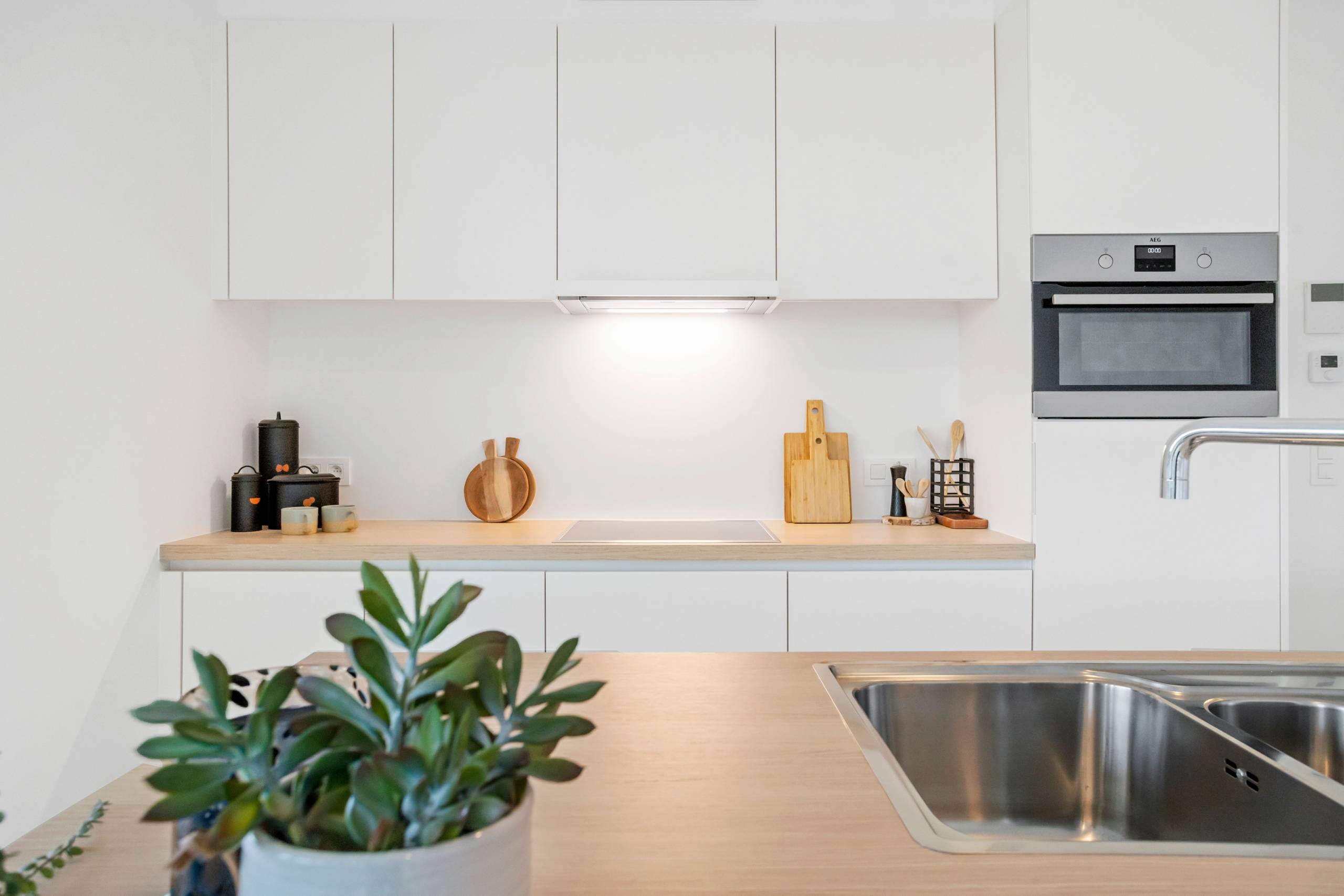 Ruim appartement met groot terras in centrum Diksmuide te koop - foto 5