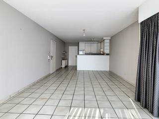 The quickest way to visit this apartment? Request your visit via the red button on our website (www.dewaele.com) and you will be contacted by one...