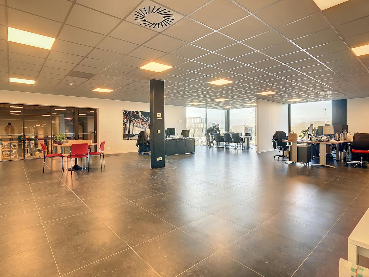 Bâtiment de locaux professionnels à louer à Waregem - photo 5