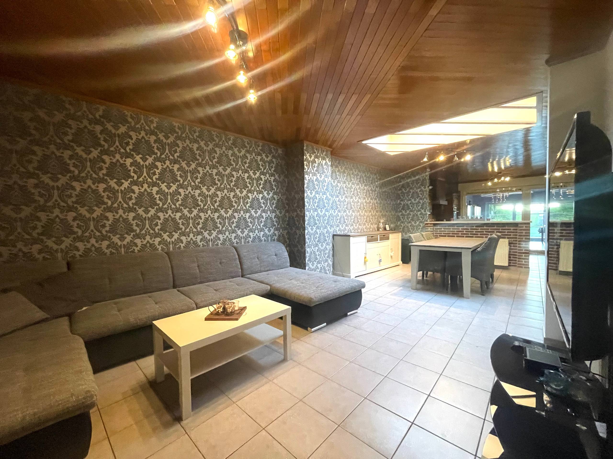 Ruime woning met 5 slaapkamers nabij centrum Menen - foto 3