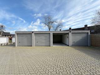 Garage for sale in Bruges