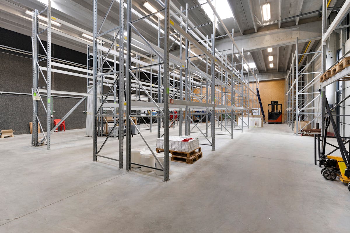 Industrial unit/Warehouse — 788 m² - photo 3