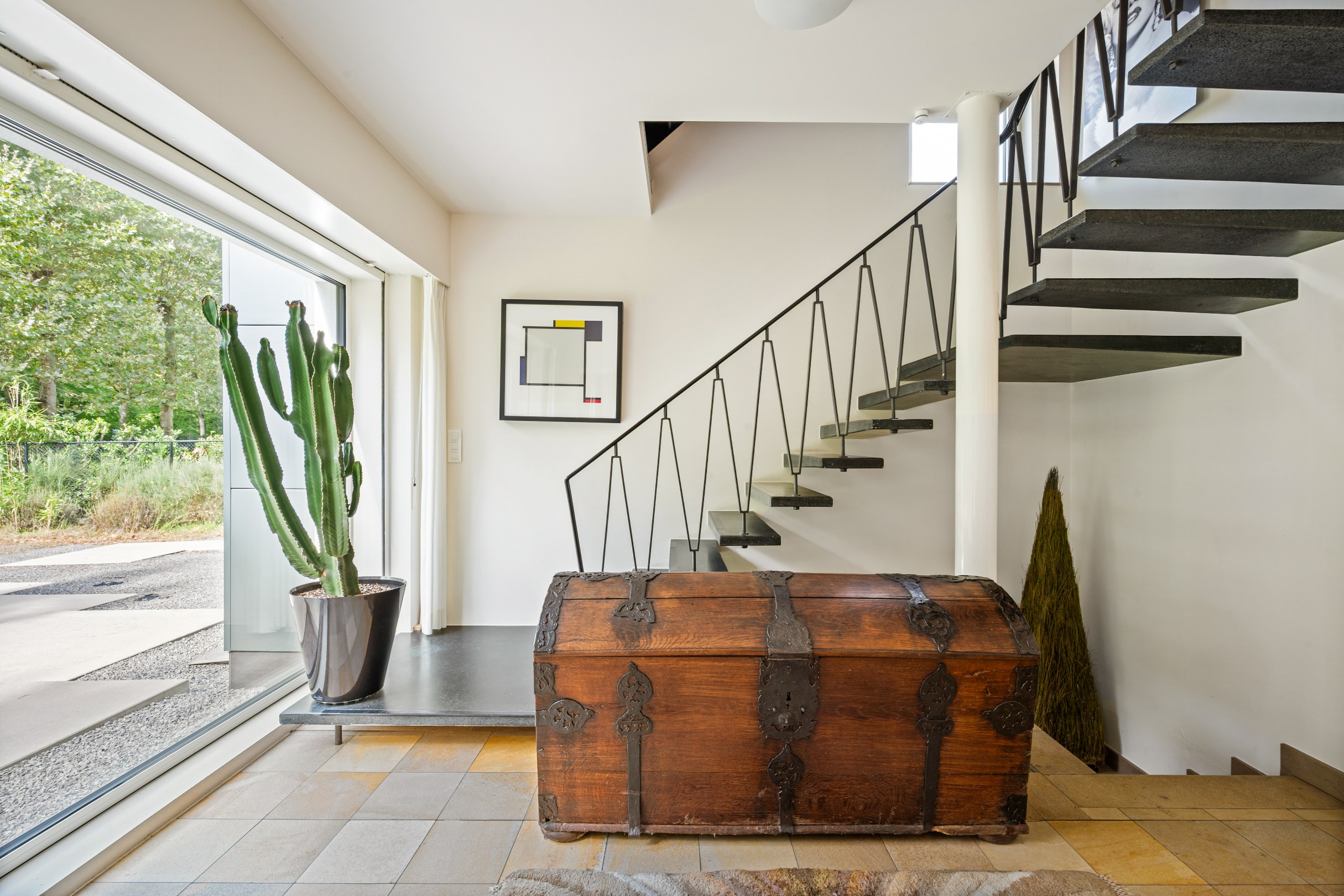 Ruime villa met multifunctioneel gedeelte op ca. 3.533 m² - foto 5