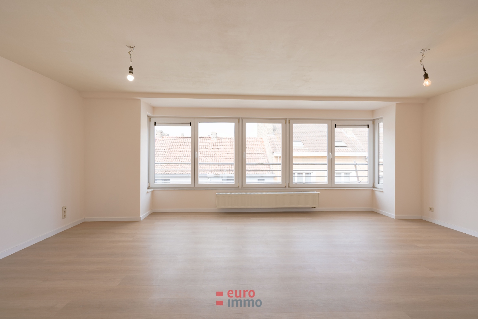 Appartement lumineux avec 2 chambres au cœur du centre historique ! - photo 4