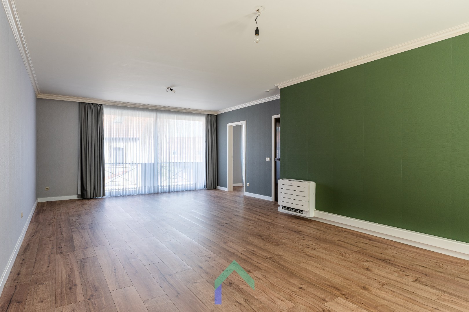 Ruim appartement met terras en garage in centrum Tielt - foto 4