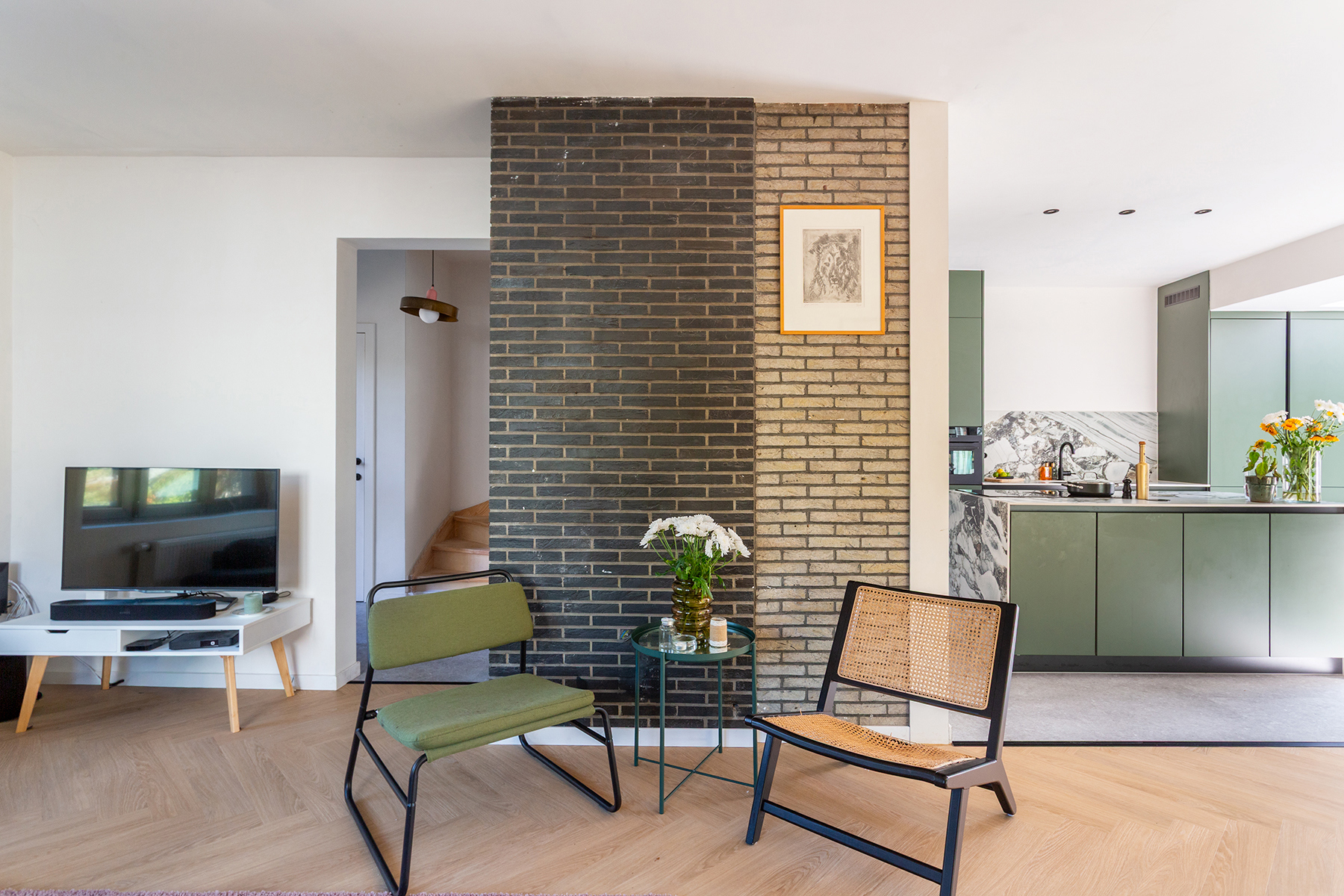 Brasschaat | Kwalitatief gerenoveerde halfopen bebouwing  - foto 5