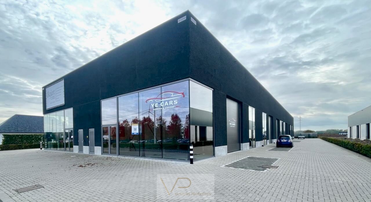 Showroom op zichtlocatie te Bornem - foto 1
