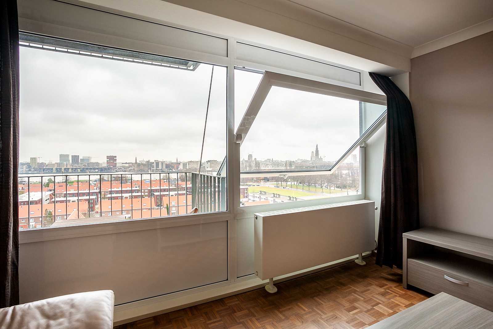 1-slaapkamer appartement op de 11de verdieping - foto 4