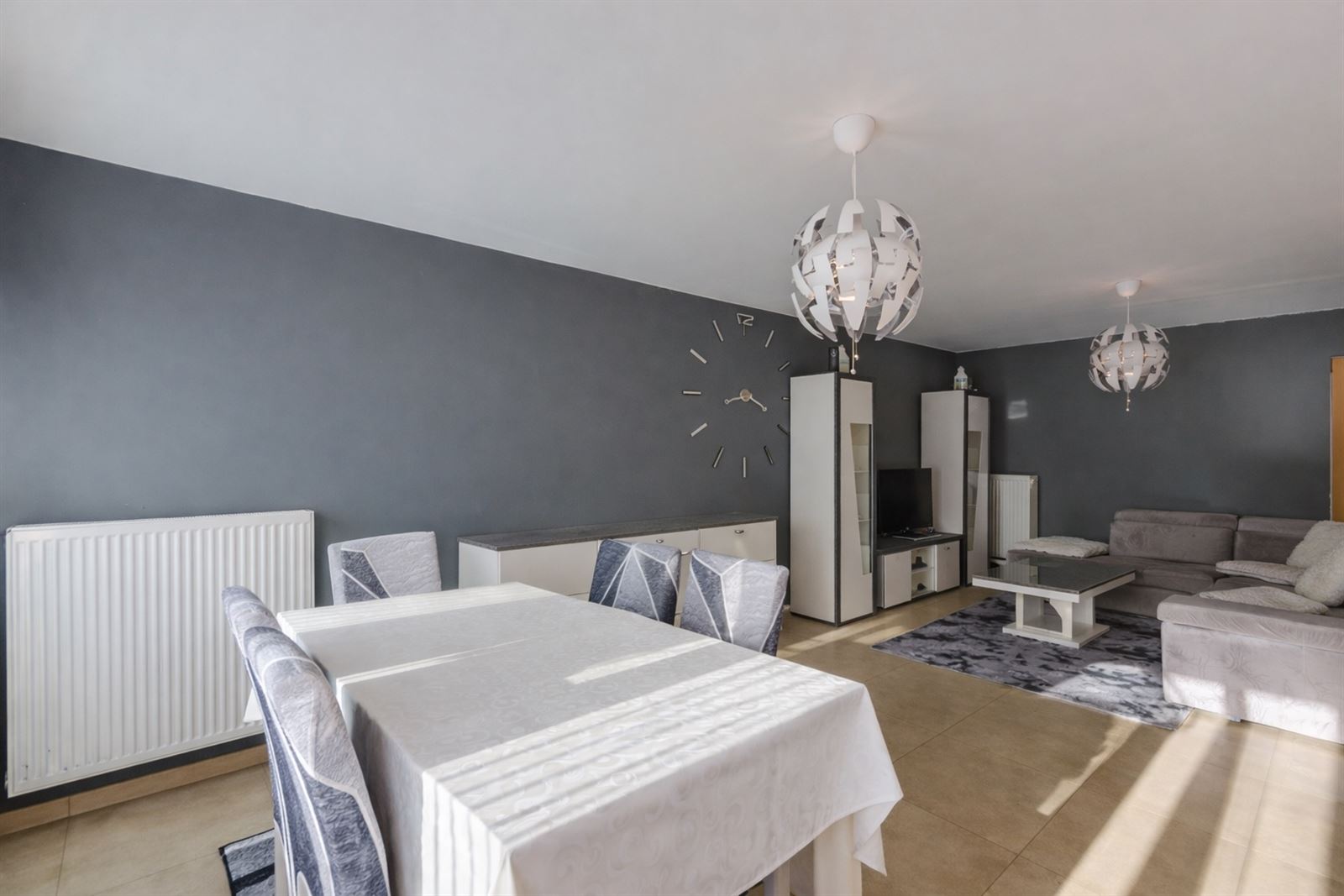 Instapklaar, energiezuinig appartement met autostaanplaats - foto 4