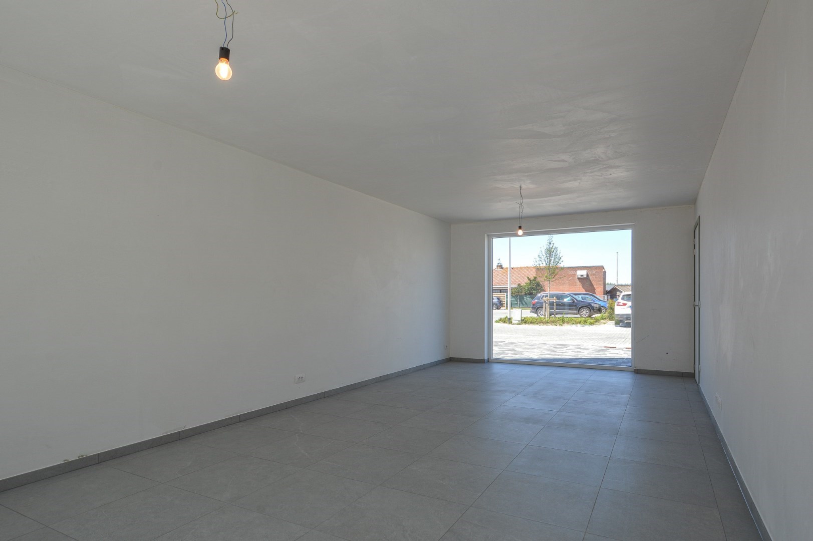 Nieuwbouwwoning met 3 slaapkamers te huur - foto 3