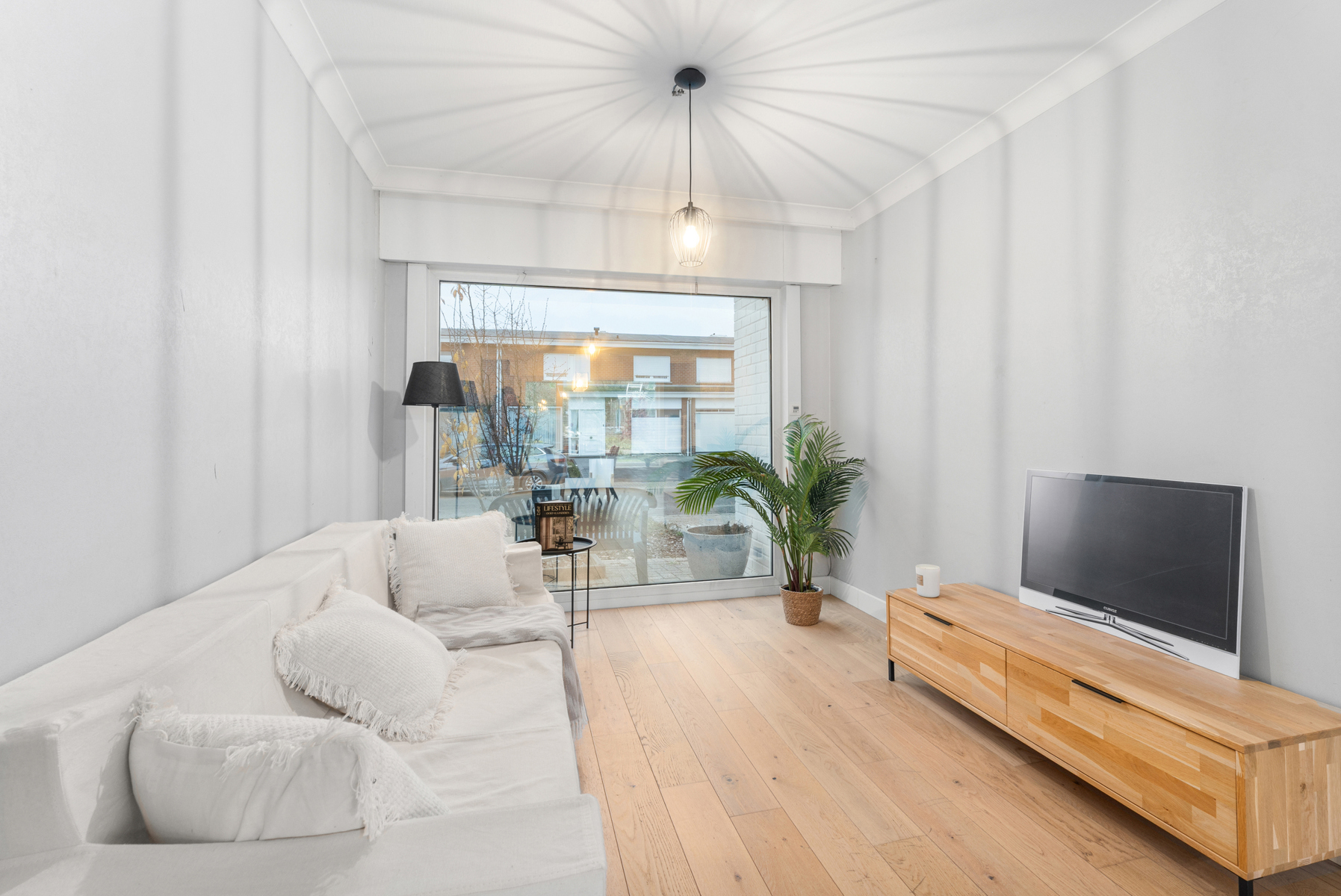 Instapklare woning met 3 slpk, garage en tuin op 256 m² - foto 3