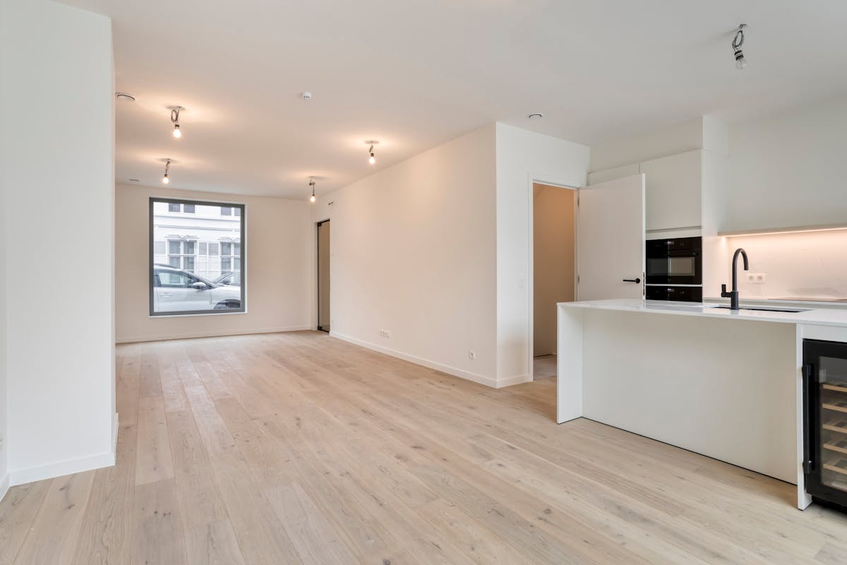 Stijlvolle nieuwbouwwoning met 3 slaapkamers en garage te huur in Brugge - foto 4