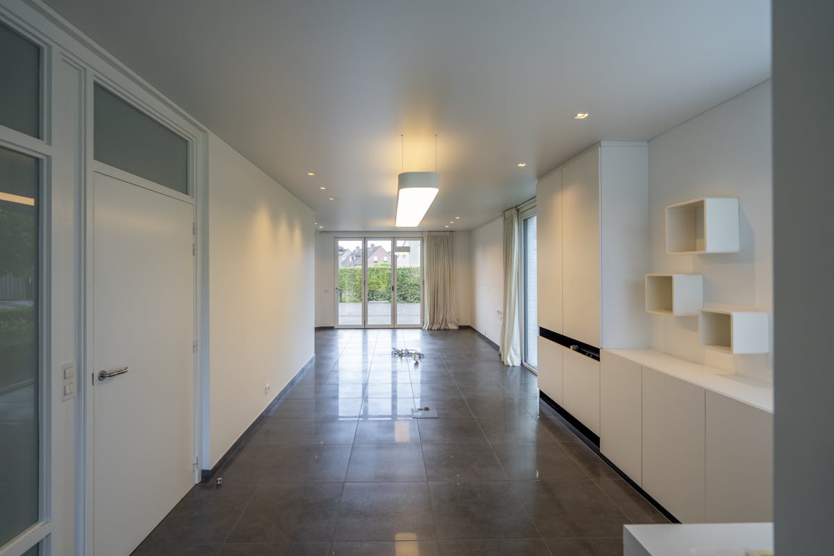 Edifice de bureaux à vendre à Gullegem - photo 2