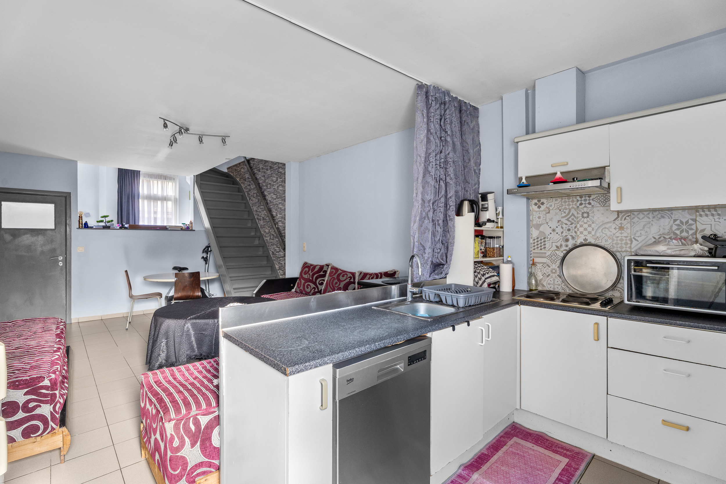 Instapklare, volledig gerenoveerde woning in centrum Lokeren - foto 3