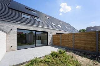 House for sale in Veurne