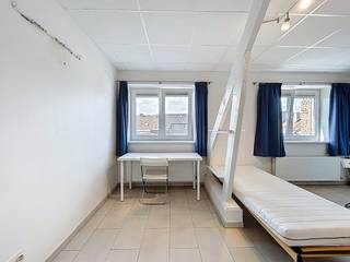 Vous cherchez une chambre étudiante à Courtrai ?Assurez-vous de continuer à lire !Le bâtiment comprend 6 chambres d'étudiants.- cuisine commune-...