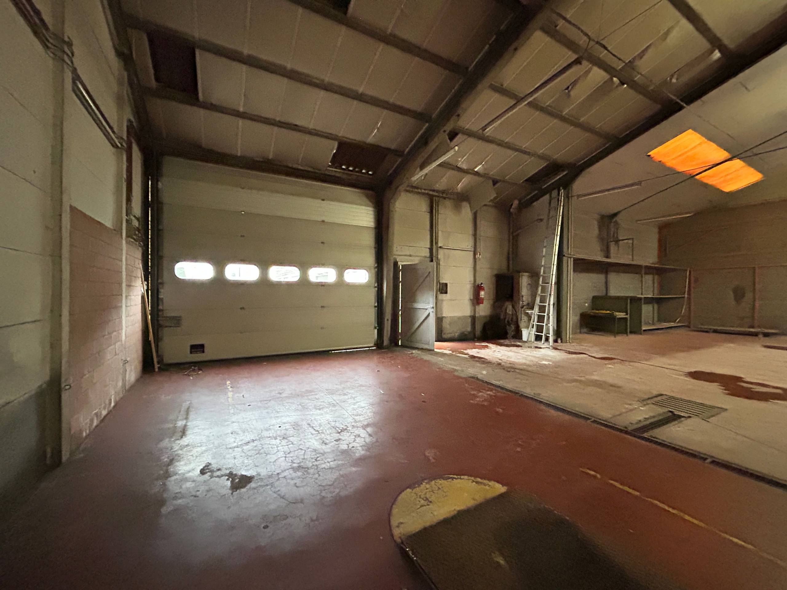 Commercial for rent in Diksmuide - photo 2