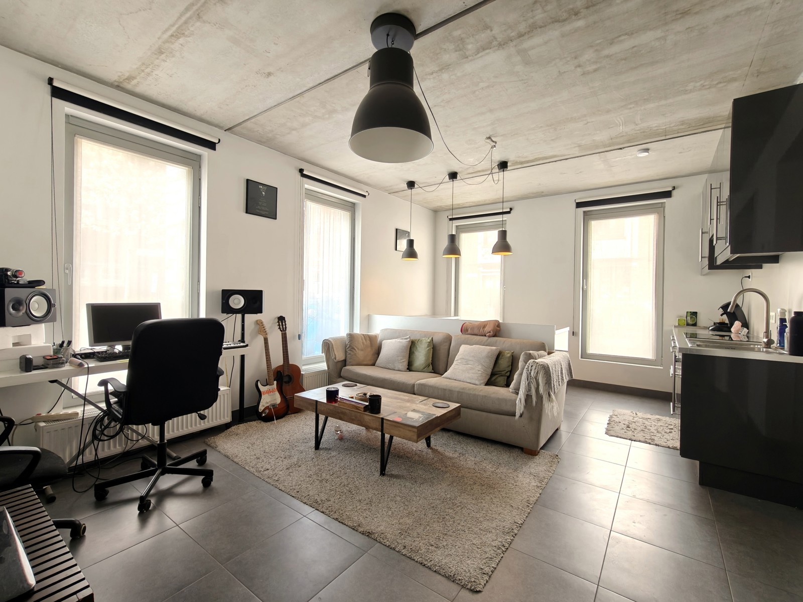 Berchem | Modern en lichtrijk 1 slpk app. + P - foto 3