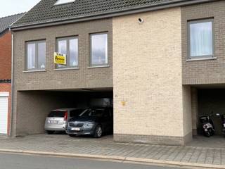 Zeer leuk appartement op uitstekende ligging Dit lichtrijk appartement biedt een aangename woonkamer met open keuken en aansluitende berging...