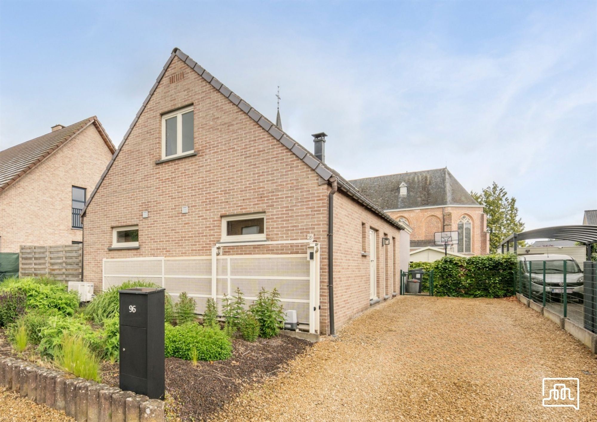 Maison - photo 1