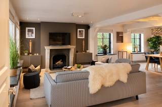 In de www.zonnekeer7.be (url kopiëren en plakken indien doorklikken niet lukt) in Kortrijk stellen we jou graag deze alleenstaande woning...