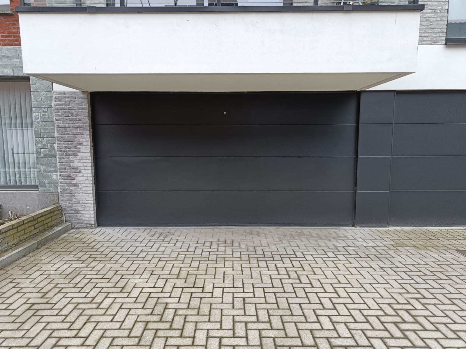 Afgesloten staanplaats (12m²) in Ruiselede. - foto 2