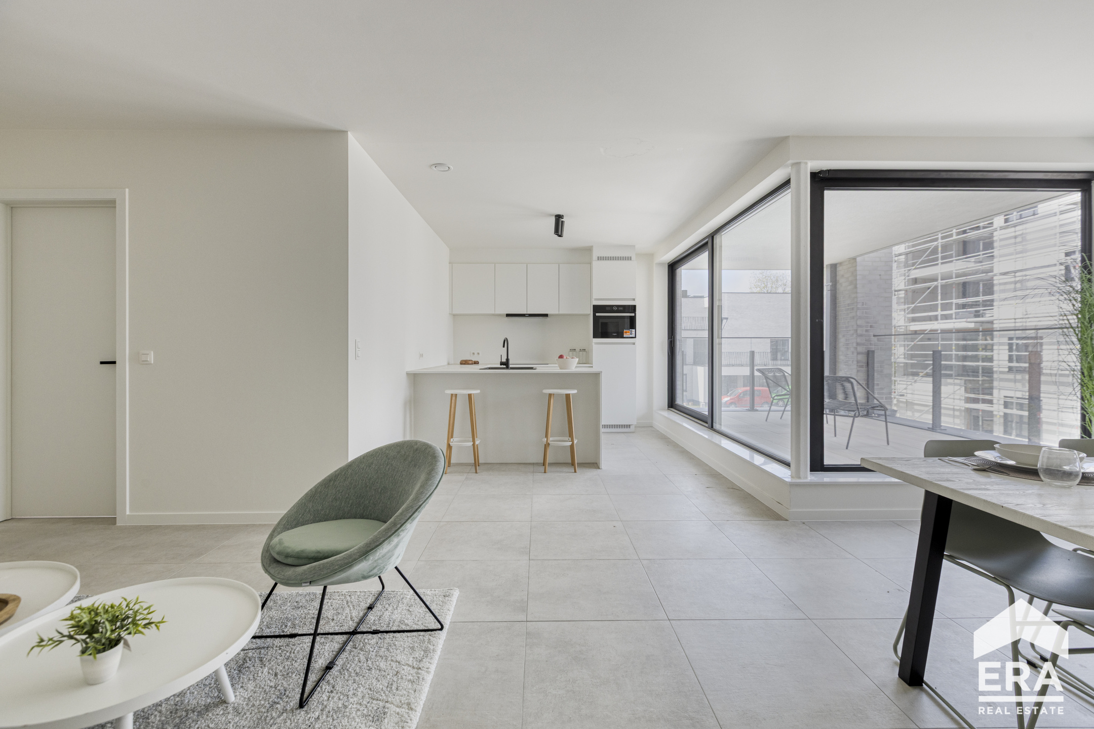 Ruim nieuwbouwappartement met 3 slaapkamers en terras. - foto 5