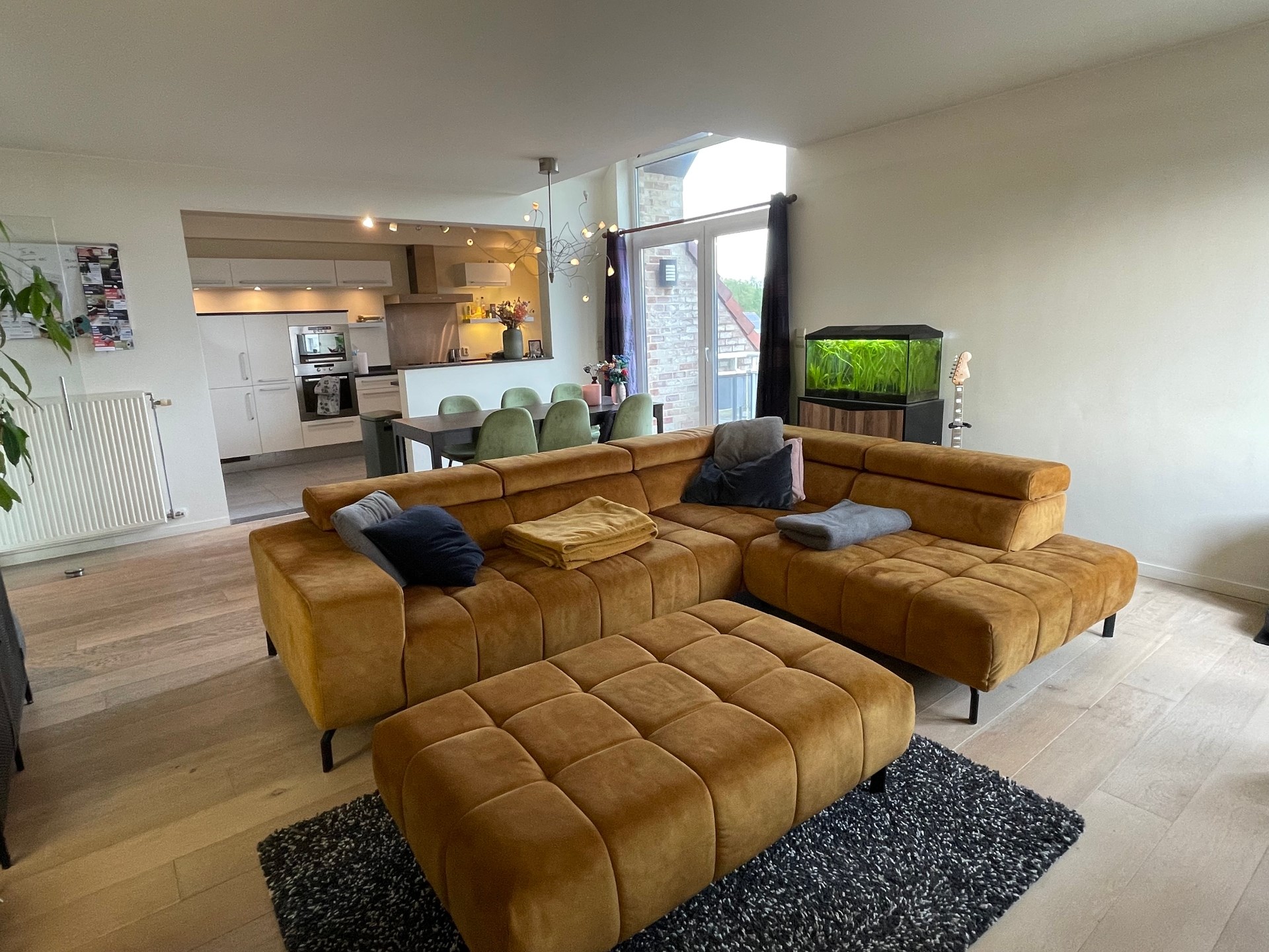 Gunstig gelegen en uitzonderlijk ruim gezellig appartement. - foto 5