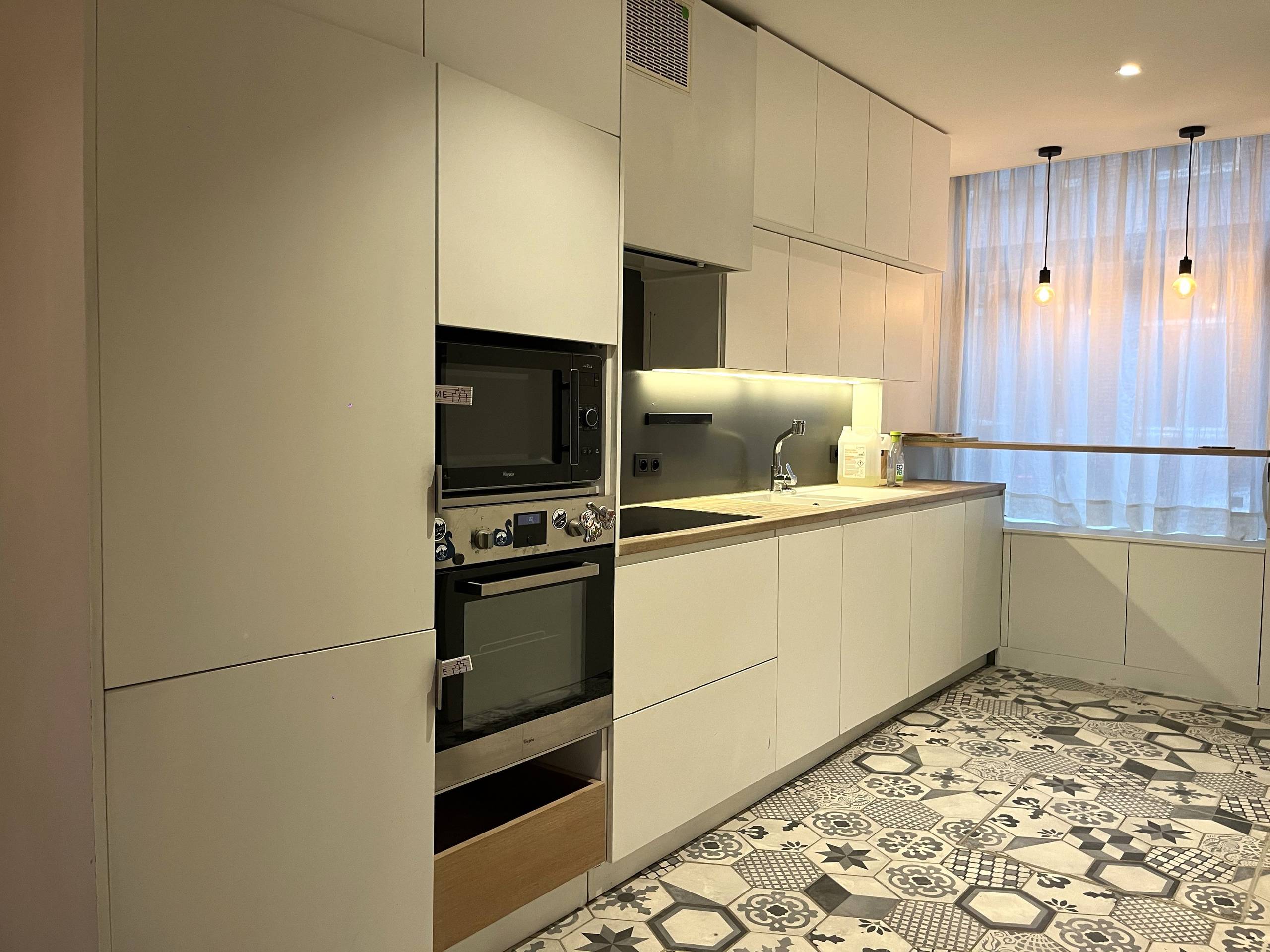 Instapklare stadswoning met garagebox op rustige locatie te centrum Brugge - foto 4