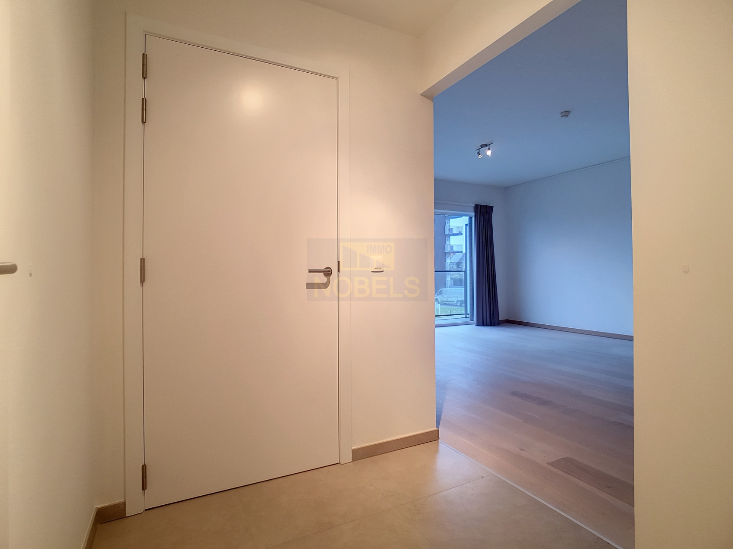 Te koop, energiezuinige, instapklare serviceflat op een centrale ligging te Oudenaarde - photo 3