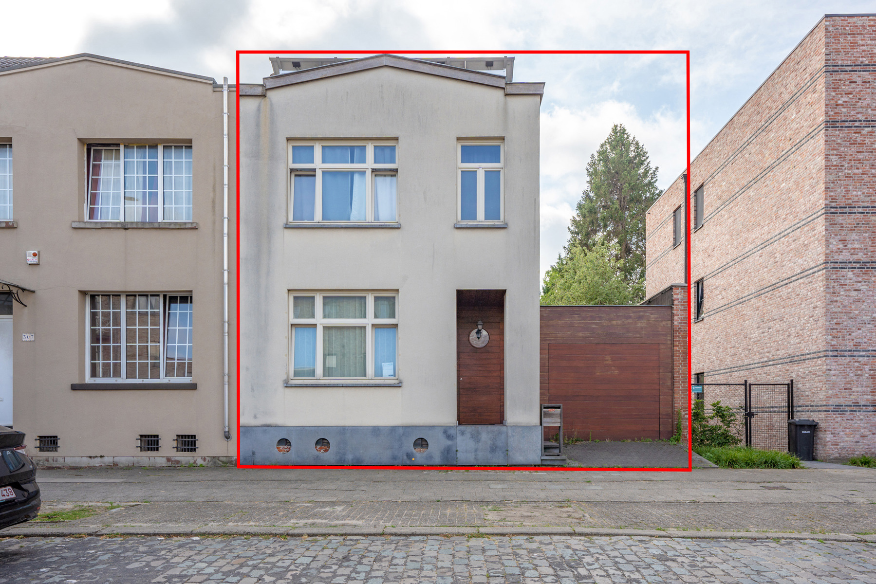 Karaktervolle 3 slaapkamer woning met garage en zuid - tuin. - foto 1
