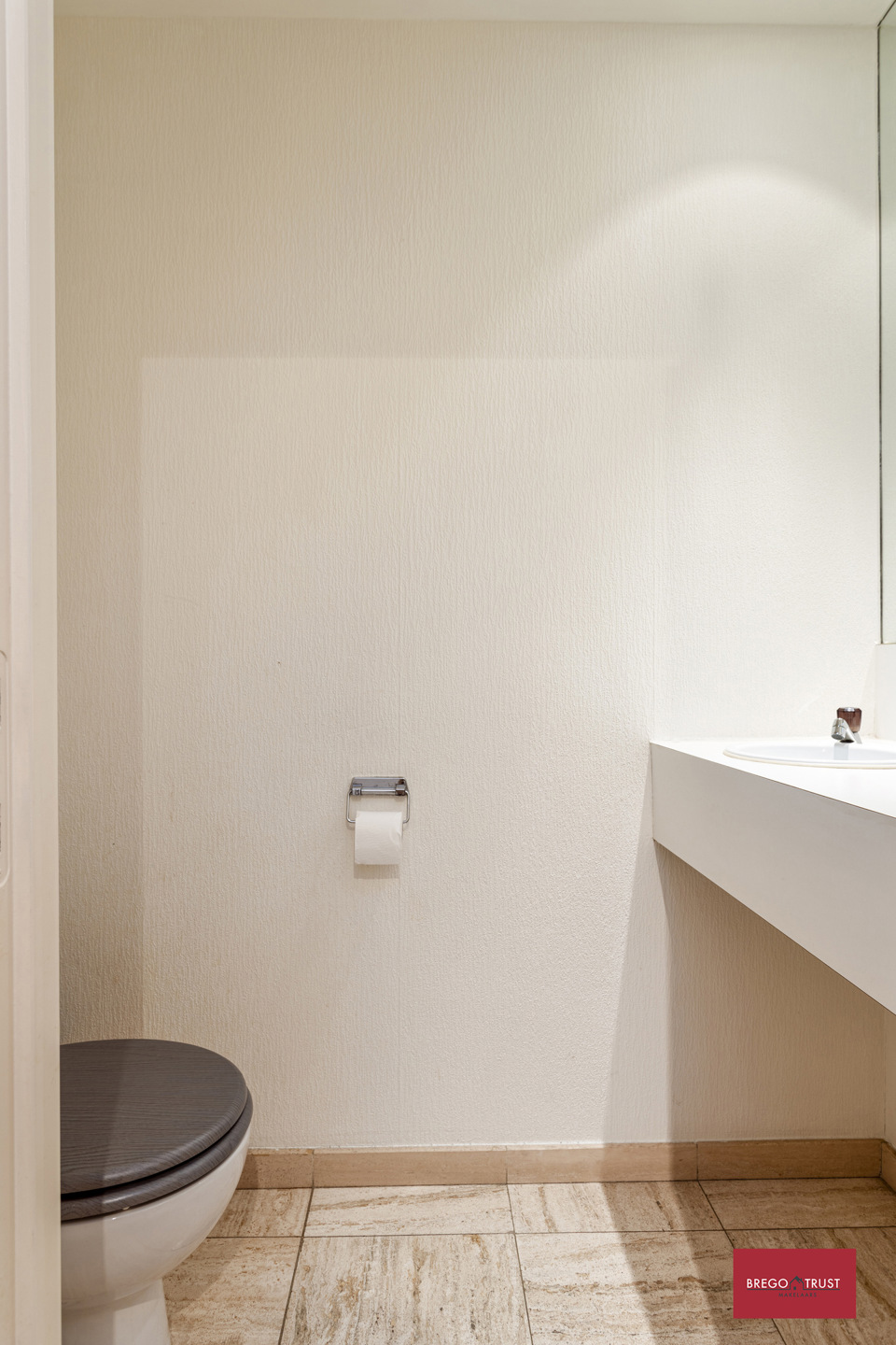 Ruim 3 slpk gelijkvloers appartement rustig gelegen - foto 4