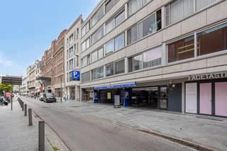 Bent u op zoek naar een zorgeloze investering dichtbij de Meir in het centrum van Antwerpen? Zoek dan niet verder want wij bieden u hier een...